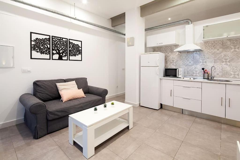 Loft Next To Calle Betis, Best Area Of Seville-Sevillarooms Ngoại thất bức ảnh